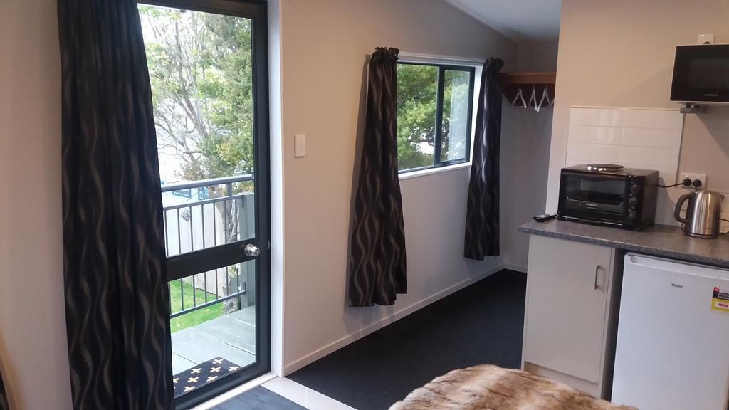 Appartement Stream View à Christchurch Extérieur photo